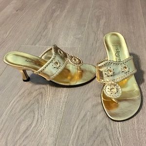 New Jack Rogers Gold Metallic Navajo Thong Kitten Heel Sandals 6M